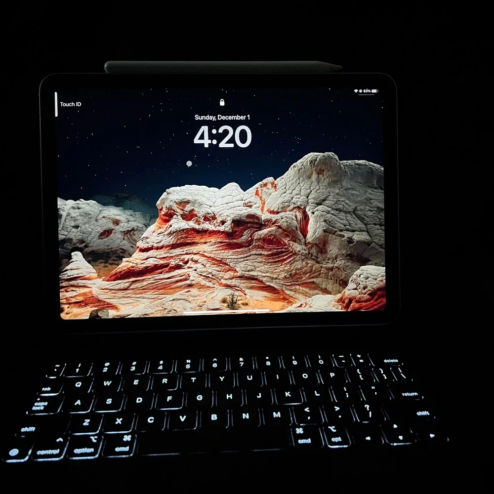 iPad Magic Keyboard Black